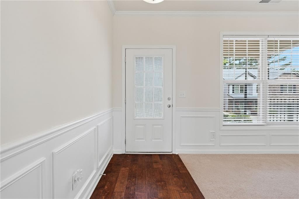 4 bedroom, 3 bathroom, 2,700 sq ft single family residence for rent at 6498 Panasa Court, Norcross, GA 30084 for $3,000 a month — photo 4