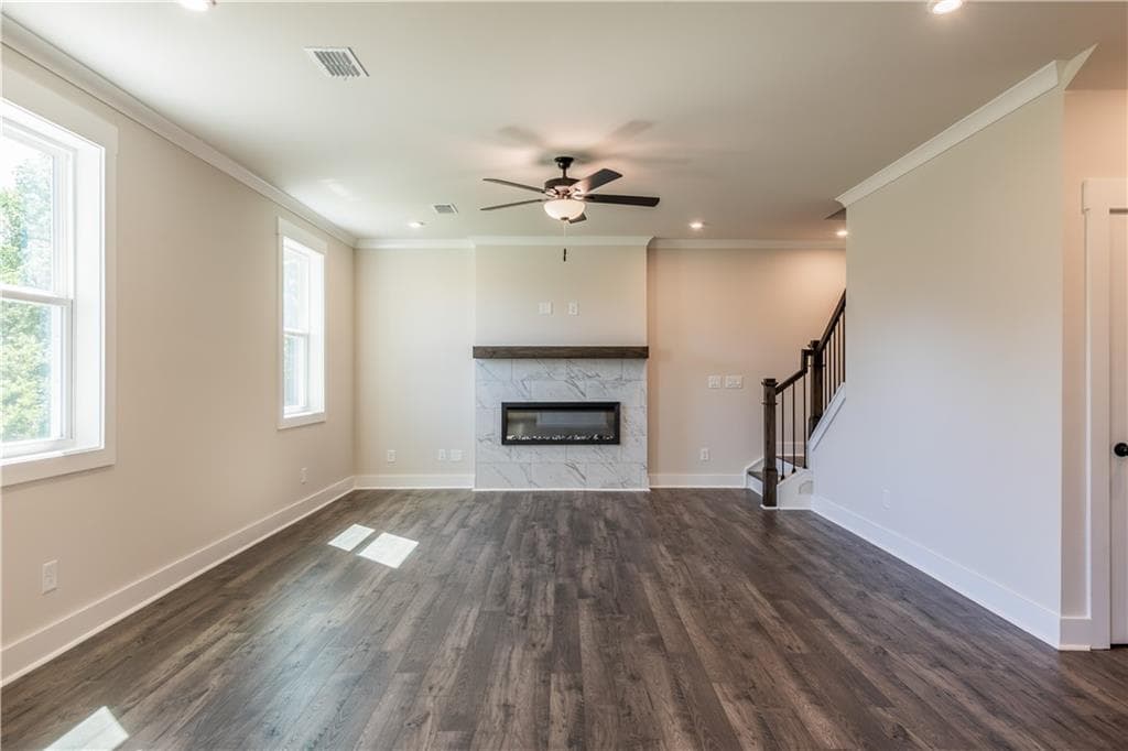 4 bedroom, 3 bathroom, 2,223 sq ft single family residence for sale at 307 William Gossett Drive, Canton, GA 30114 — photo 6