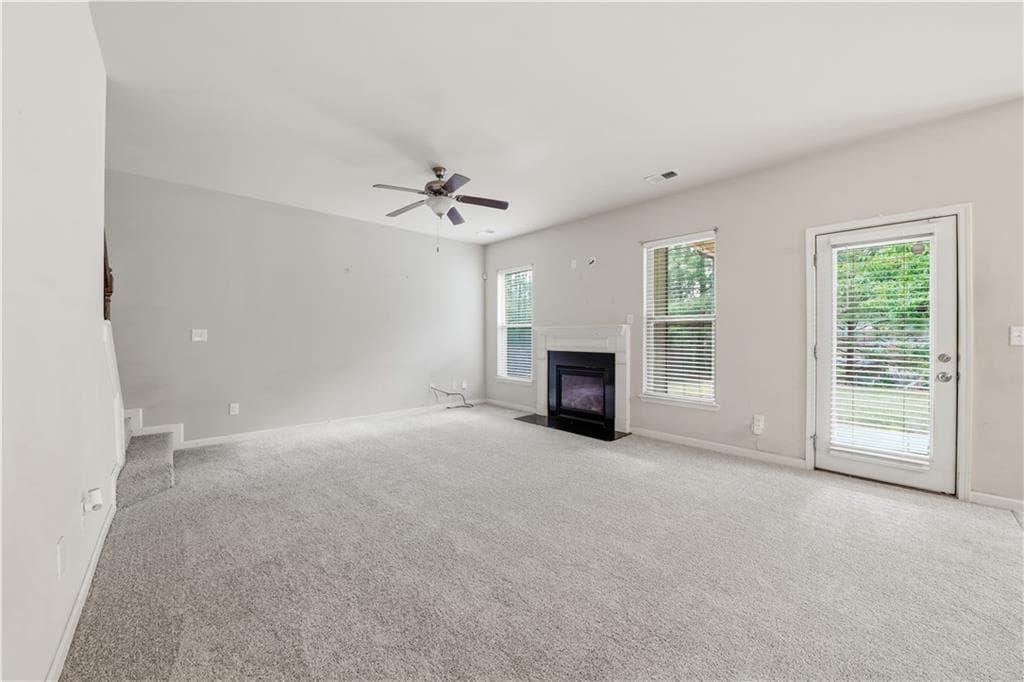 5 bedroom, 3 bathroom, 3,514 sq ft single family residence under contract at 1671 Stone Meadow Road, Lithonia, GA 30058 — photo 2