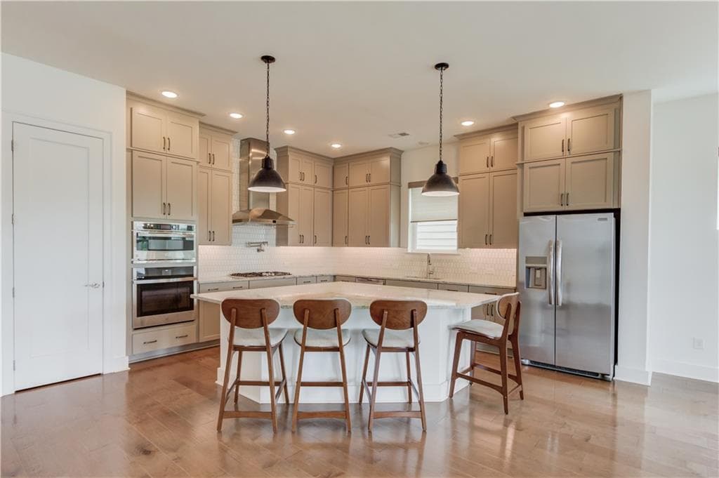 3 bedroom, 3 bathroom, 2,481 sq ft single family residence for sale at 6917 River Rock Drive, Flowery Branch, GA 30542 — photo 9