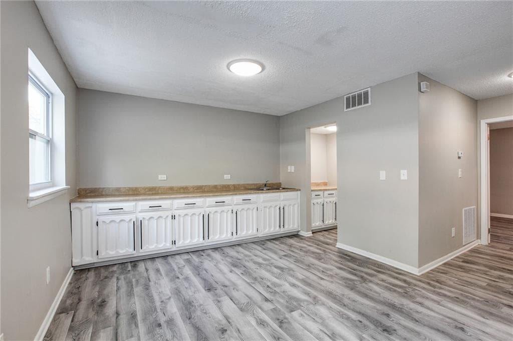 7325 Cardigan Circle, Atlanta, GA 30328 — most recent listing photo