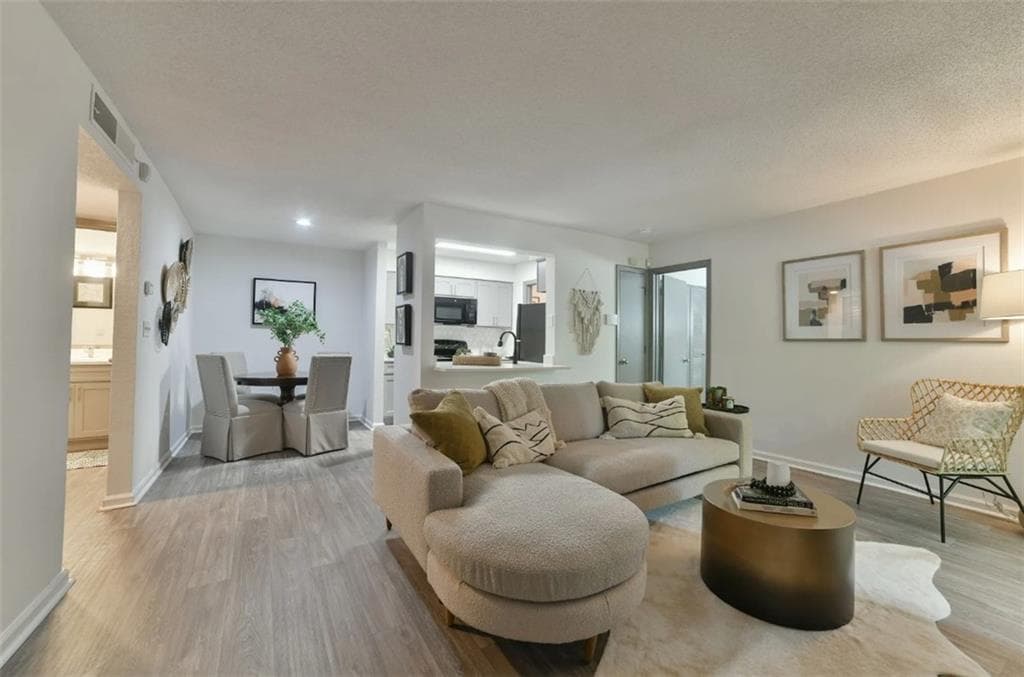1 bedroom, 1 bathroom, 735 sq ft apartment for rent at 1900 Rosemont Parkway 1401, Roswell, GA 30076 for $1,254 a month — photo 10
