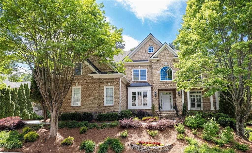 915 Glengate Place, Atlanta, GA 30328 — most recent listing photo