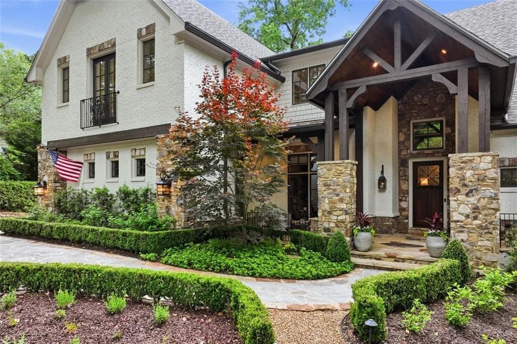 6 bedroom, 8 bathroom, 10,348 sq ft single family residence for sale at 625 W Northway Lane, Sandy Springs, GA 30342 — photo 5