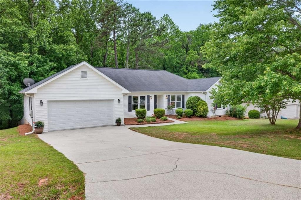 4405 Nohl Crest Lane, Flowery Branch, GA 30542 — most recent listing photo
