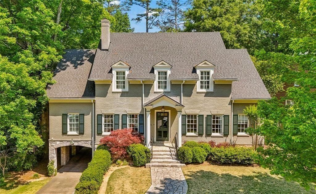 6 bedroom, 6 bathroom, 5,608 sq ft single family residence sold at 414 Brentwood Drive, Atlanta, GA 30305