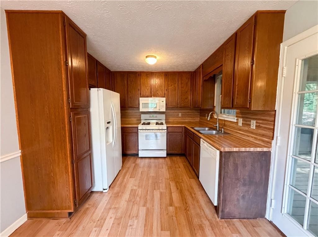 3 bedroom, 2 bathroom, 1,292 sq ft single family residence for sale at 76 Lost Meadows Drive, Dallas, GA 30157 — photo 8