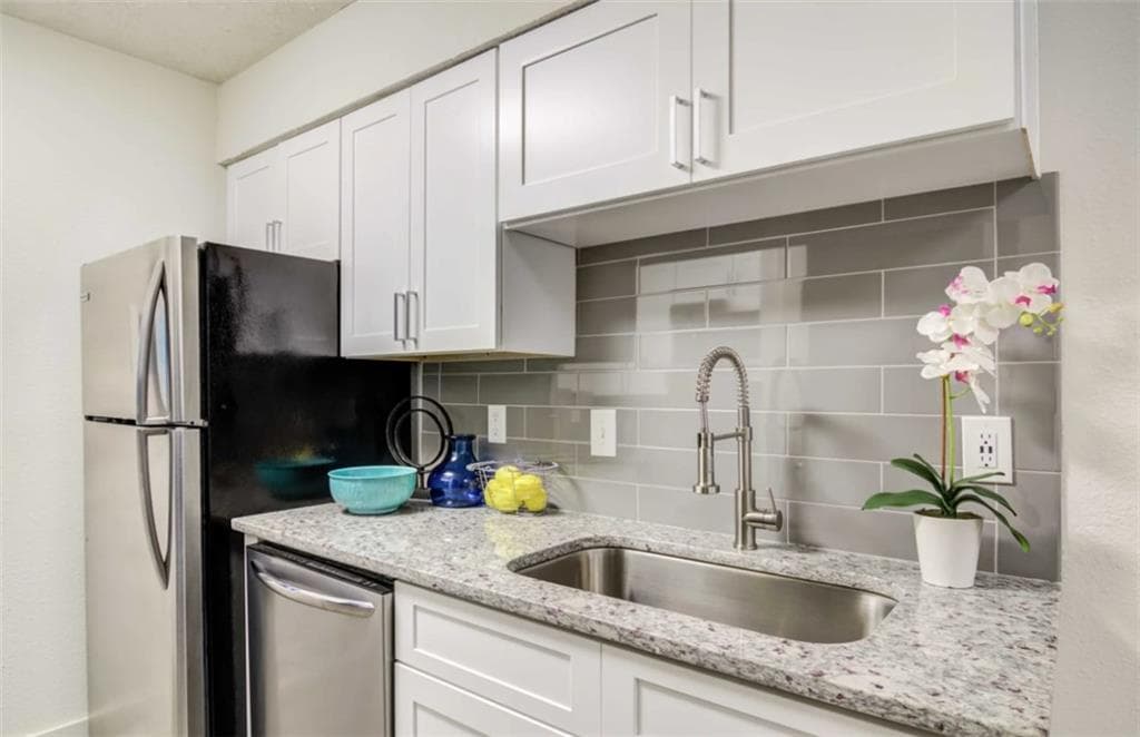 1 bedroom, 1 bathroom, 700 sq ft apartment for rent at 1898 Springs Road 05E, Smyrna, GA 30080 for $1,249 a month — photo 2