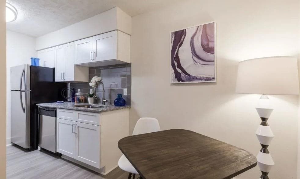 1 bedroom, 1 bathroom, 700 sq ft apartment for rent at 1898 Springs Road 05E, Smyrna, GA 30080 for $1,249 a month — photo 3