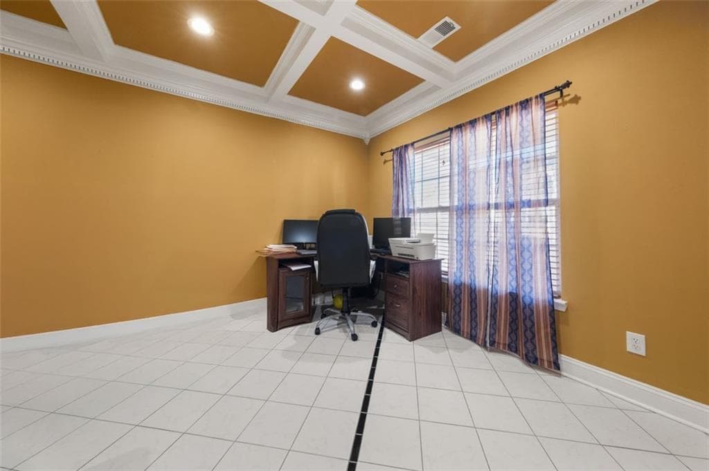 5 bedroom, 3 bathroom, 3,182 sq ft single family residence for sale at 250 WINDSOR Way, Fairburn, GA 30213 — photo 8
