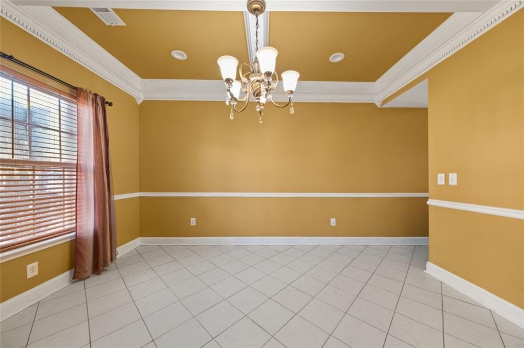 5 bedroom, 3 bathroom, 3,182 sq ft single family residence for sale at 250 WINDSOR Way, Fairburn, GA 30213 — photo 9