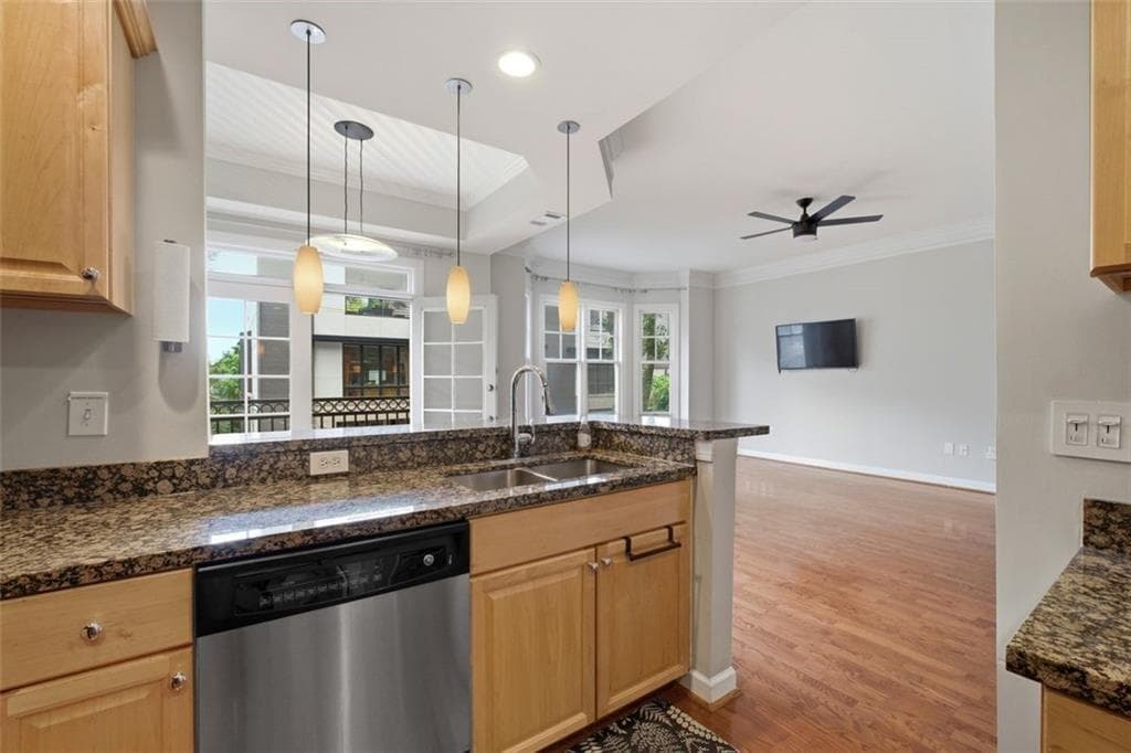 2 bedroom, 3 bathroom, 1,704 sq ft condominium for sale at 850 Piedmont Avenue 3303, Atlanta, GA 30308 — photo 10