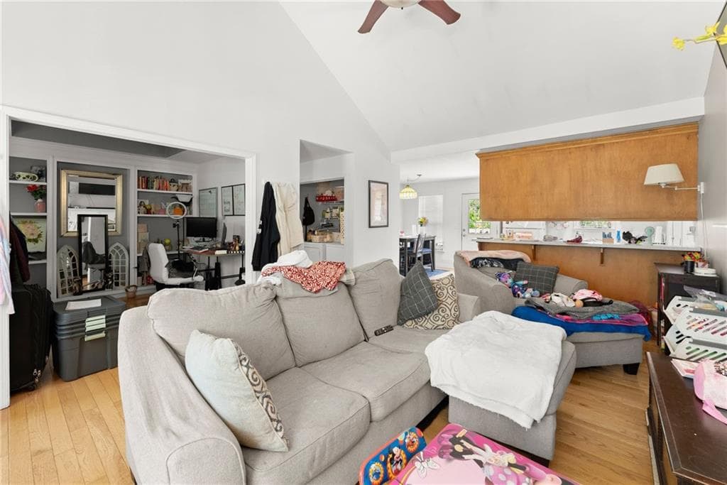 2 bedroom, 2 bathroom, 1,160 sq ft single family residence for sale at 5137 Strickland Road, Gainesville, GA 30507 — photo 6