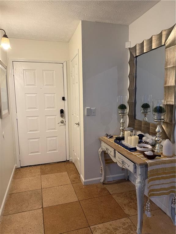 2 bedroom, 2 bathroom, 1,182 sq ft condominium for sale at 4005 Woodridge Way, Tucker, GA 30084 — photo 3