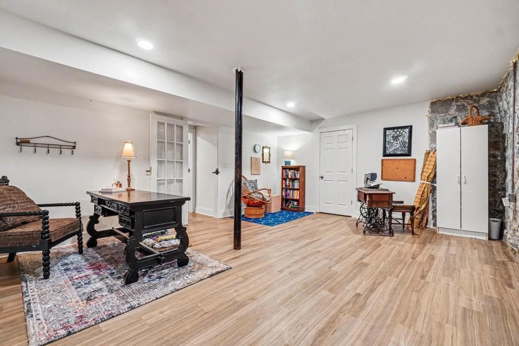 4 bedroom, 3 bathroom, 2,680 sq ft single family residence under contract at 1722 Timothy Drive, Atlanta, GA 30311 — photo 6