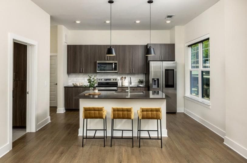 1 bedroom, 1 bathroom, 626 sq ft apartment for rent at 1400 Lake Hearn Drive 2407, Brookhaven, GA 30319 for $1,890 a month — photo 1 of 26