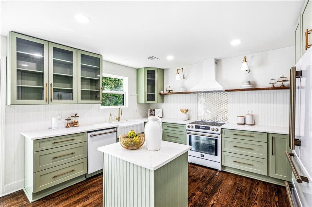 3 bedroom, 2 bathroom, 2,235 sq ft single family residence under contract at 2008 Beecher Road, Atlanta, GA 30311 — photo 10