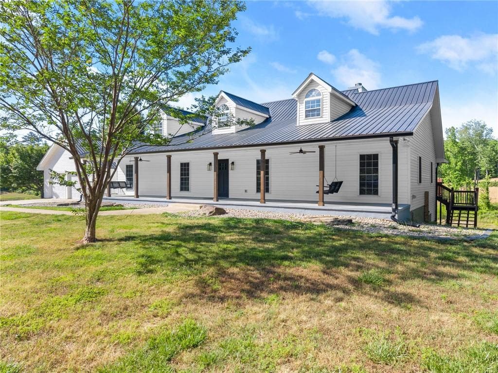 4 bedroom, 3 bathroom, 4,608 sq ft single family residence for sale at 6147 Dahlonega Highway, Clermont, GA 30527 — photo 8