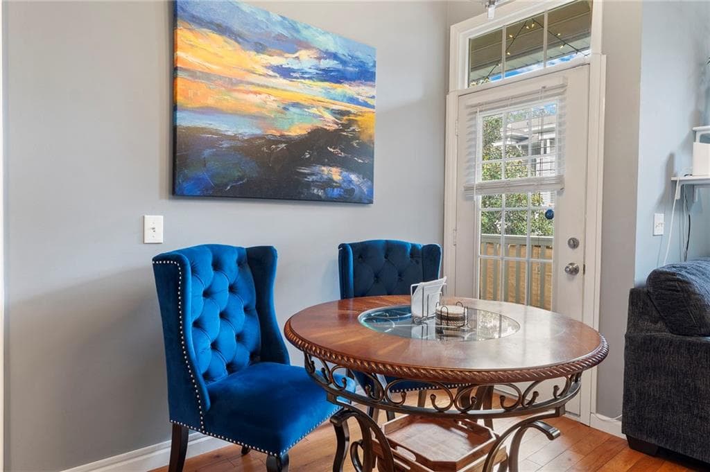 2 bedroom, 2 bathroom, 1,130 sq ft condominium for sale at 2700 Pine Tree Road 2314, Atlanta, GA 30324 — photo 1 of 29