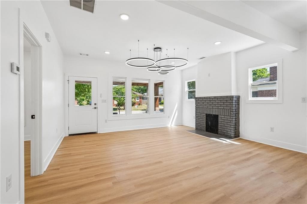 3 bedroom, 2 bathroom, 1,116 sq ft single family residence for sale at 994 Katherwood Drive, Atlanta, GA 30310 — photo 9