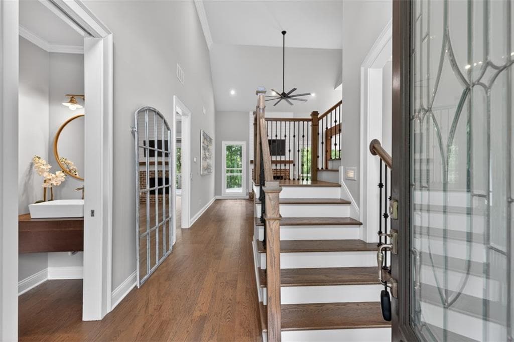5 bedroom, 5 bathroom, 6,100 sq ft single family residence for sale at 2686 Tammi Lane, Gainesville, GA 30506 — photo 4