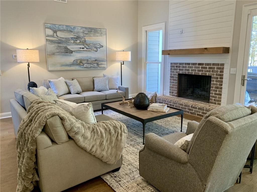 5 bedroom, 5 bathroom, 6,100 sq ft single family residence for sale at 2686 Tammi Lane, Gainesville, GA 30506 — photo 5