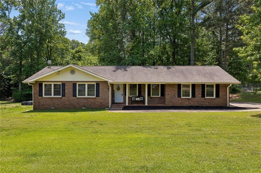 296 Holloway Drive, Canton, GA 30115 — most recent listing photo