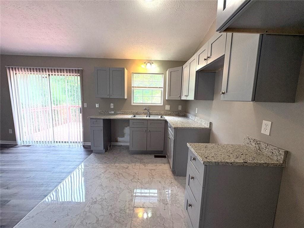 5 bedroom, 3 bathroom, 1,532 sq ft single family residence for rent at 1990 Lown Farm Lane, Lithonia, GA 30058 for $1,900 a month — photo 7