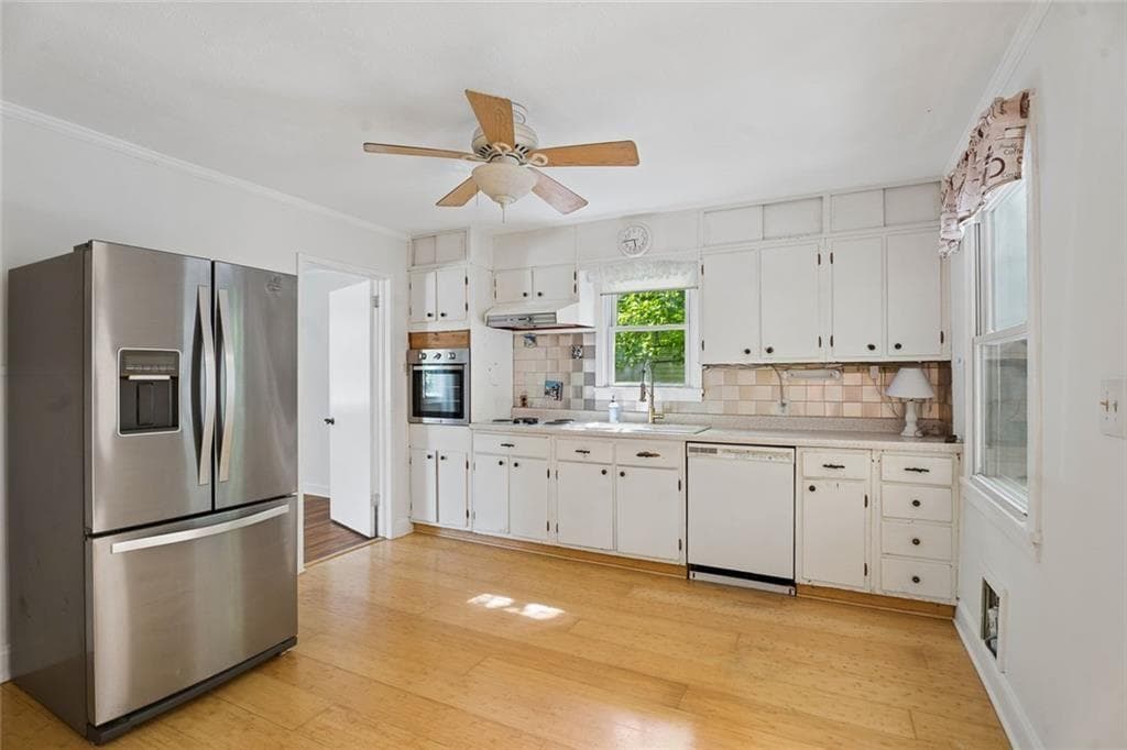 3 bedroom, 2 bathroom, 1,182 sq ft single family residence for sale at 1972 Shalimar Drive, Atlanta, GA 30345 — photo 7