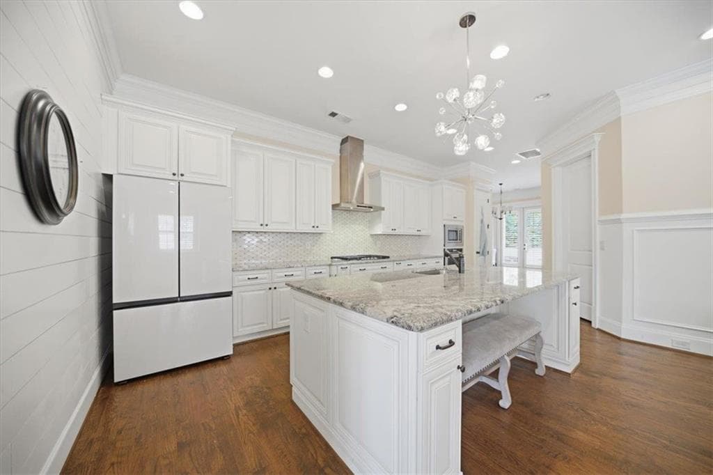 7 bedroom, 6 bathroom, 5,630 sq ft single family residence for sale at 5869 Chickasaw Lane, Braselton, GA 30517 — photo 4