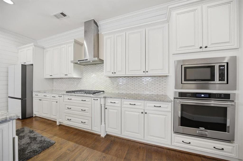 7 bedroom, 6 bathroom, 5,630 sq ft single family residence for sale at 5869 Chickasaw Lane, Braselton, GA 30517 — photo 6