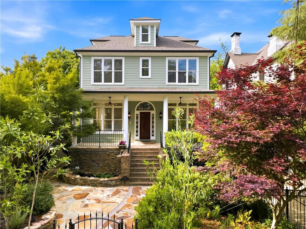 6 bedroom, 8 bathroom, 5,858 sq ft single family residence for sale at 574 EAST Avenue, Atlanta, GA 30312 — photo 2