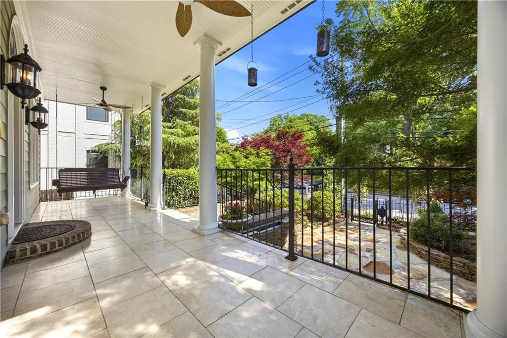 6 bedroom, 8 bathroom, 5,858 sq ft single family residence for sale at 574 EAST Avenue, Atlanta, GA 30312 — photo 4