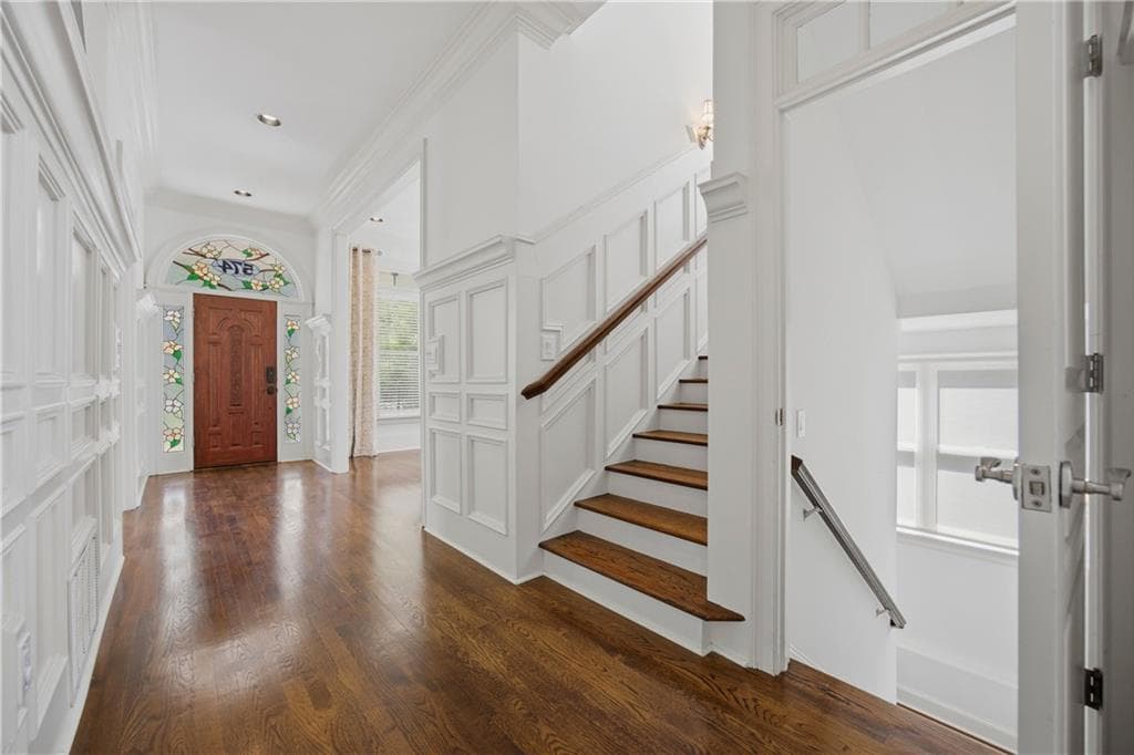 6 bedroom, 8 bathroom, 5,858 sq ft single family residence for sale at 574 EAST Avenue, Atlanta, GA 30312 — photo 8