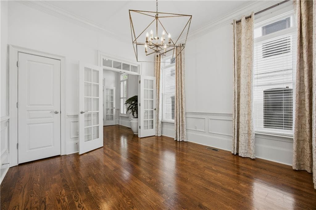 6 bedroom, 8 bathroom, 5,858 sq ft single family residence for sale at 574 EAST Avenue, Atlanta, GA 30312 — photo 9