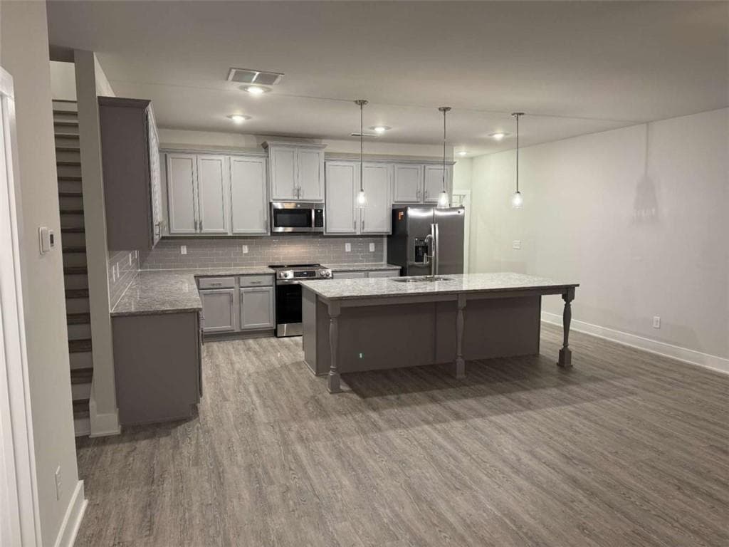 3 bedroom, 3 bathroom, 1,869 sq ft townhouse for rent at 2530 Harbor Ridge Pass, Gainesville, GA 30507 for $2,150 a month — photo 6