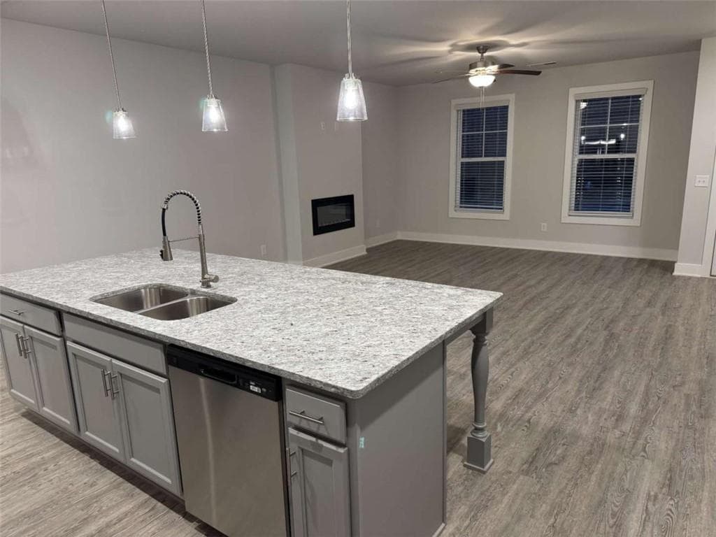 3 bedroom, 3 bathroom, 1,869 sq ft townhouse for rent at 2530 Harbor Ridge Pass, Gainesville, GA 30507 for $2,150 a month — photo 7
