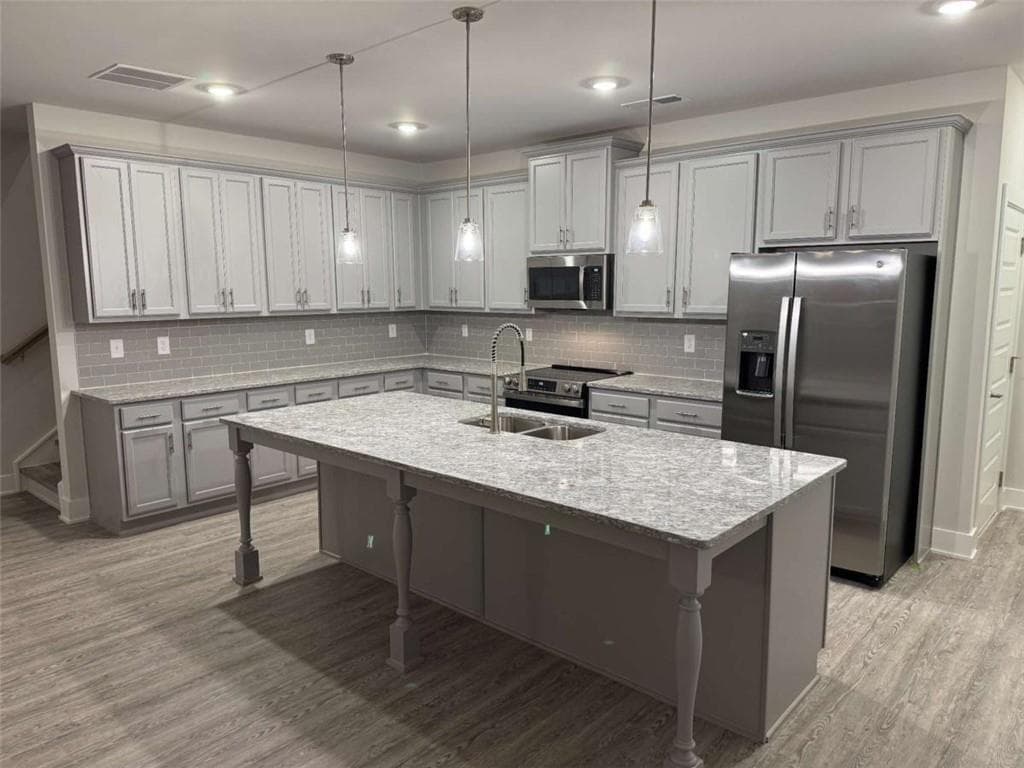 3 bedroom, 3 bathroom, 1,869 sq ft townhouse for rent at 2530 Harbor Ridge Pass, Gainesville, GA 30507 for $2,150 a month — photo 8