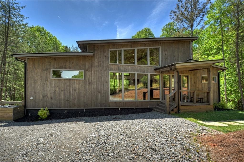 3 bedroom, 4 bathroom, 2,548 sq ft single family residence for sale at 197 Tipton Court, Cherry Log, GA 30522 — photo 6