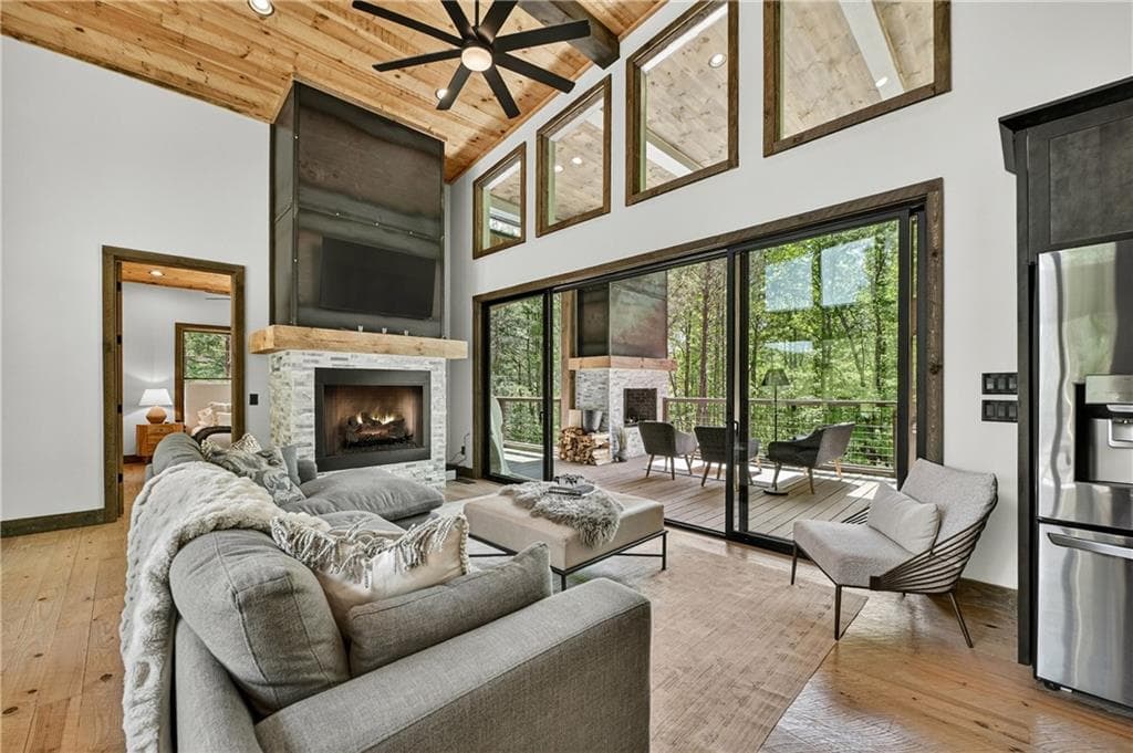 3 bedroom, 4 bathroom, 2,548 sq ft single family residence for sale at 197 Tipton Court, Cherry Log, GA 30522 — photo 10