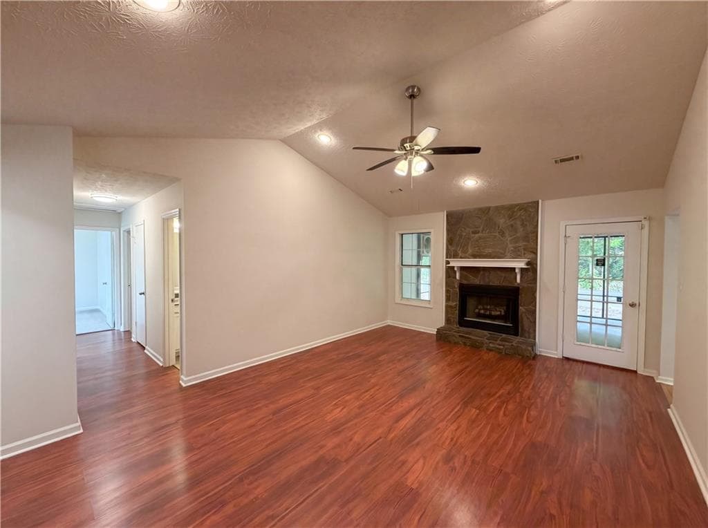 3 bedroom, 2 bathroom, 1,412 sq ft single family residence for sale at 430 Cornwallis Way, Fayetteville, GA 30214 — photo 10