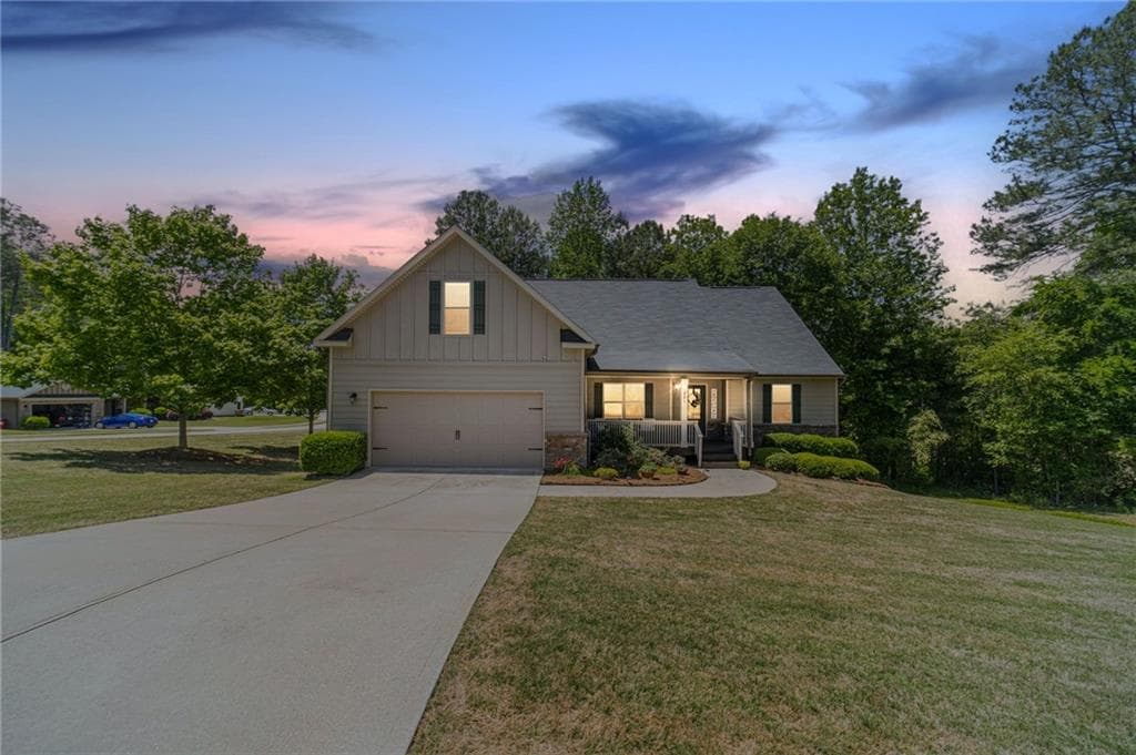 801 Rouse Circle, Hoschton, GA 30548 — most recent listing photo