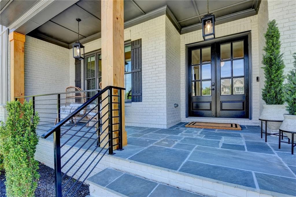 6 bedroom, 6 bathroom, 7,441 sq ft single family residence for sale at 1370 Rumson Lane, Alpharetta, GA 30004 — photo 4