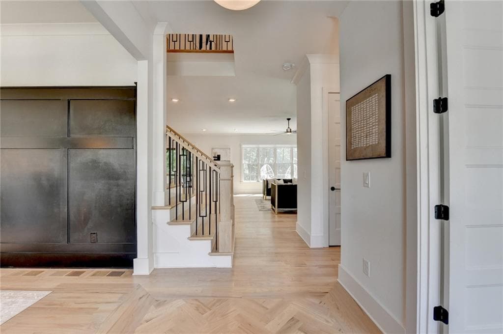 6 bedroom, 6 bathroom, 7,441 sq ft single family residence for sale at 1370 Rumson Lane, Alpharetta, GA 30004 — photo 6