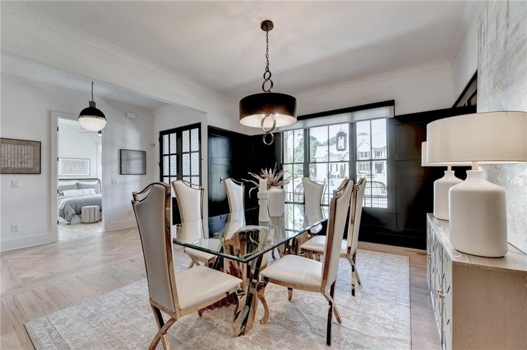 6 bedroom, 6 bathroom, 7,441 sq ft single family residence for sale at 1370 Rumson Lane, Alpharetta, GA 30004 — photo 8