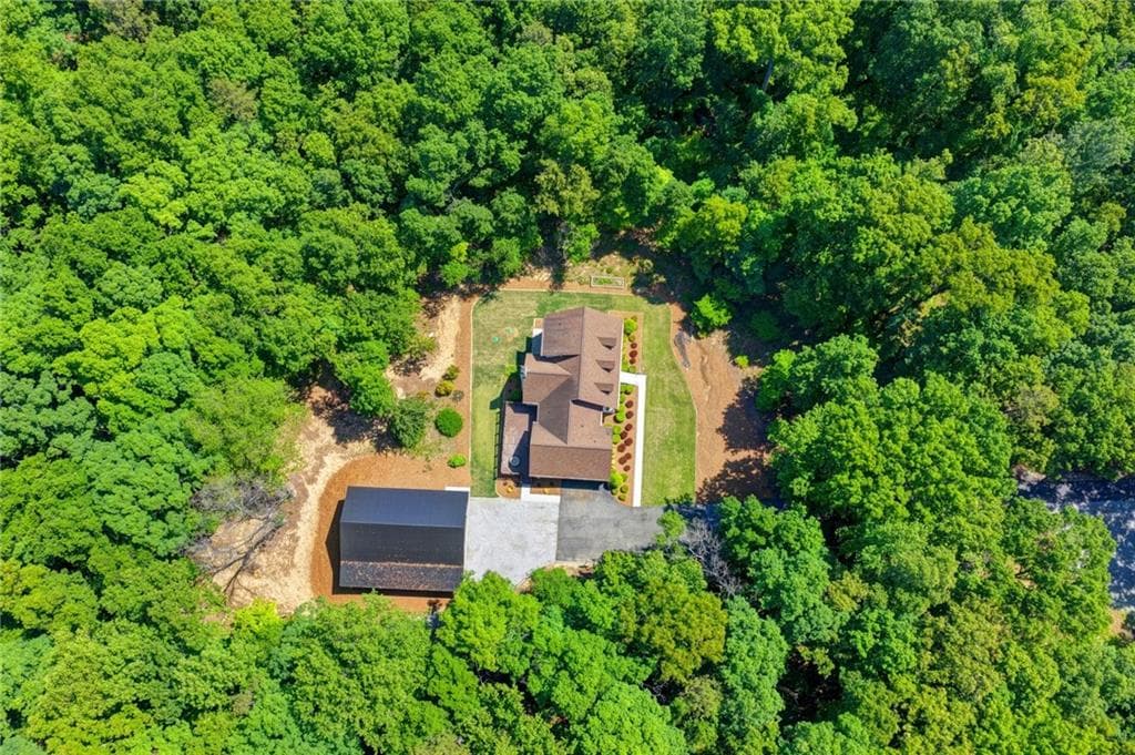 6 bedroom, 6 bathroom, 5,398 sq ft single family residence for sale at 1505 Old Fountain Road, Lawrenceville, GA 30043 — photo 9