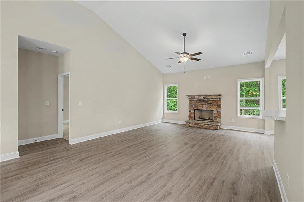 4 bedroom, 3 bathroom, 3,508 sq ft single family residence under contract at 504 Iris Way, Villa Rica, GA 30180 — photo 10