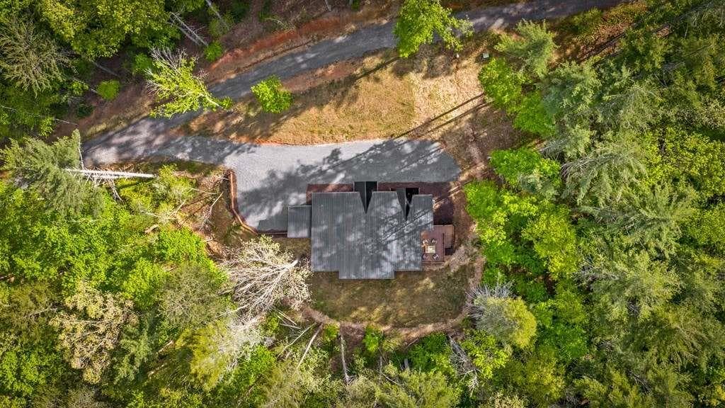 3 bedroom, 3 bathroom, 1,585 sq ft single family residence for sale at 42 Rolling Rapids, Blue Ridge, GA 30513 — photo 6