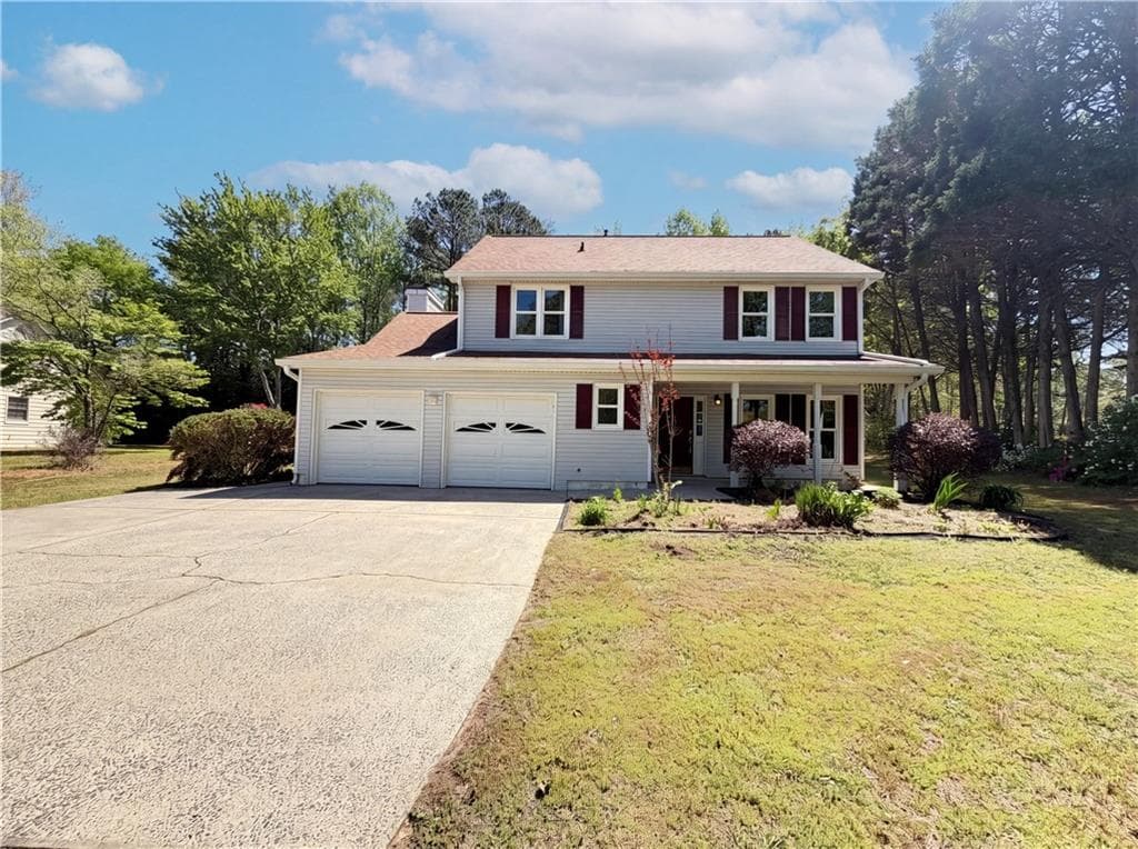 3 bedroom, 3 bathroom, 1,956 sq ft single family residence for sale at 1197 Parkwood chase, Acworth, GA 30102