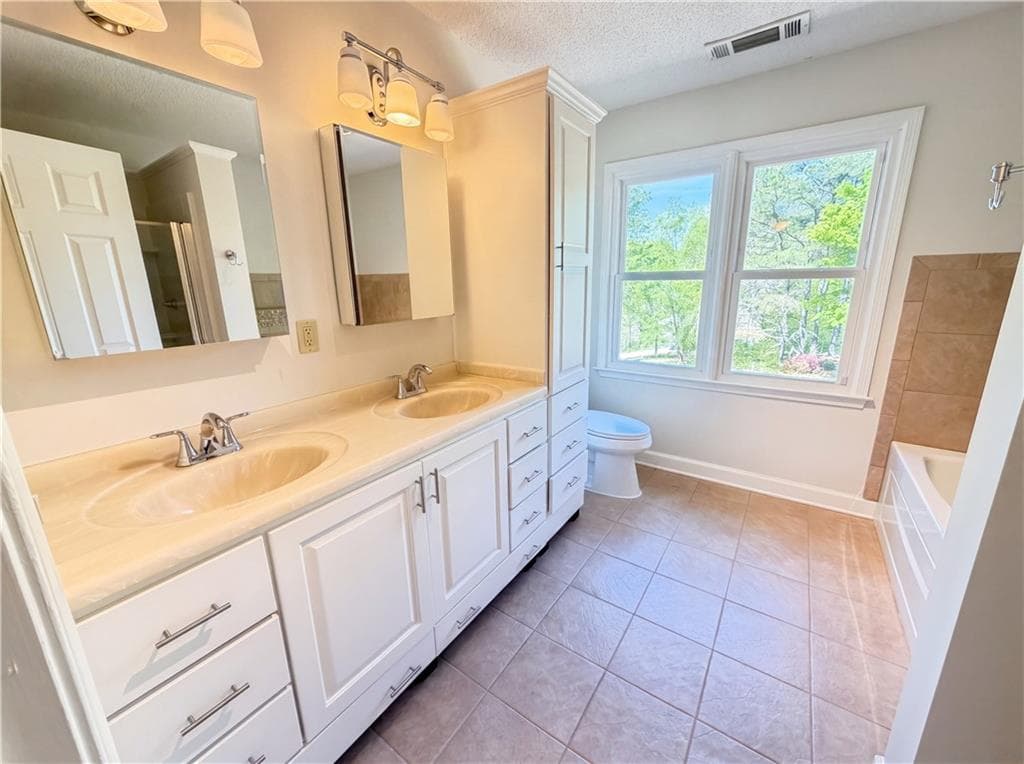 3 bedroom, 3 bathroom, 1,956 sq ft single family residence for sale at 1197 Parkwood chase, Acworth, GA 30102 — photo 6